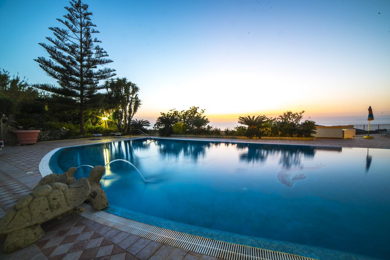 Hotel Carlo Magno Forio di Ischia Kültér fotó