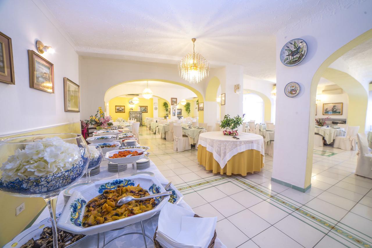 Hotel Carlo Magno Forio di Ischia Kültér fotó
