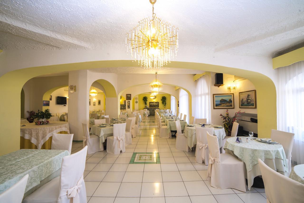 Hotel Carlo Magno Forio di Ischia Kültér fotó